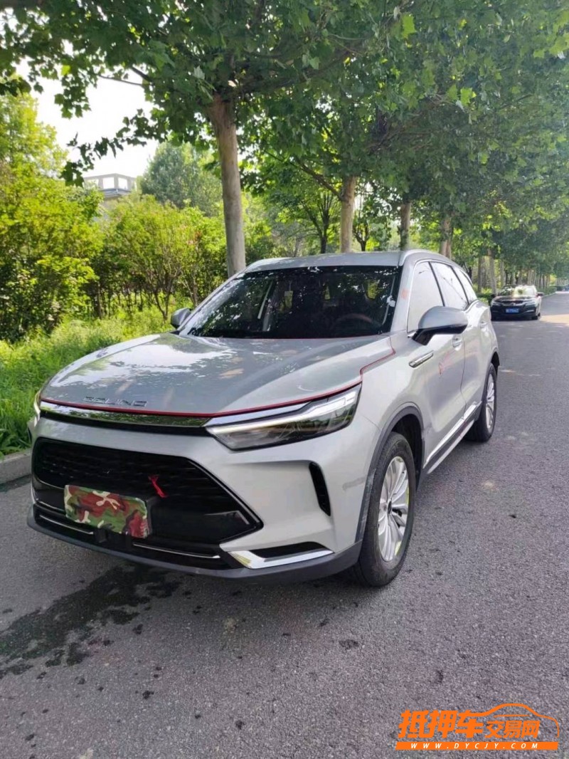 潍坊20年北汽制造X72