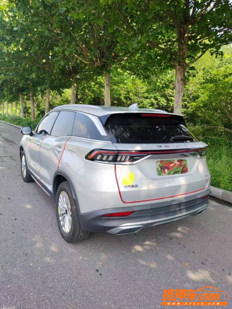 潍坊20年北汽制造X75