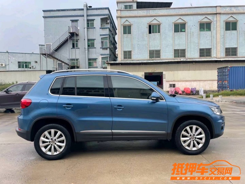 东莞16年大众途观8