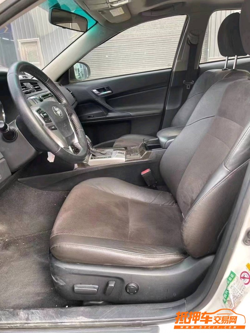 东莞14年丰田锐志4