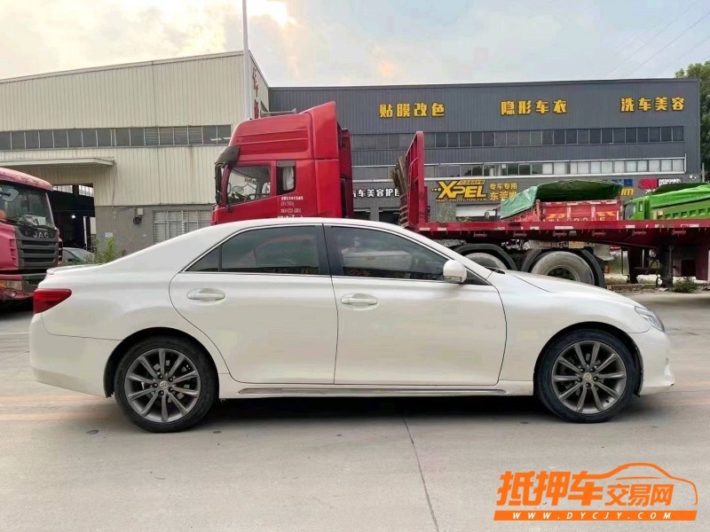 东莞14年丰田锐志7