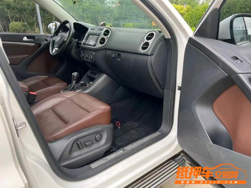 盐城16年大众途观6