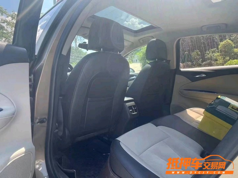 广州16年别克威朗8