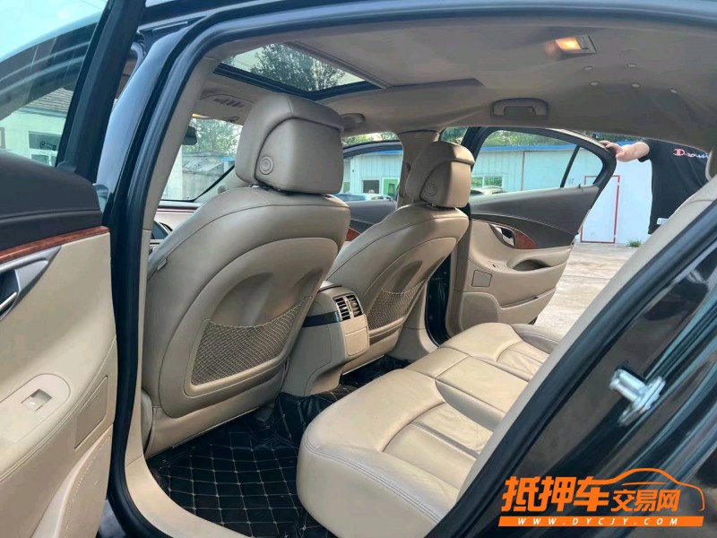 徐州10年别克君越7