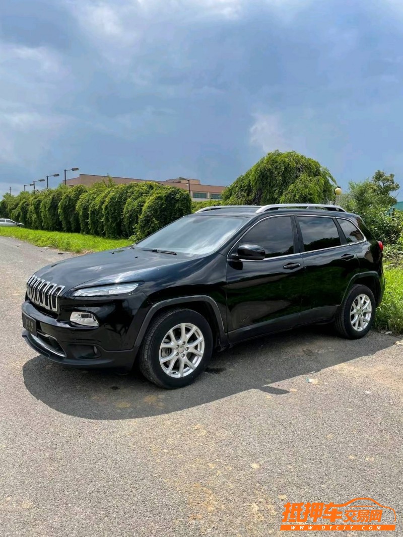 沈阳18年Jeep自由光2