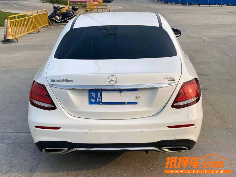 广州19年奔驰E4