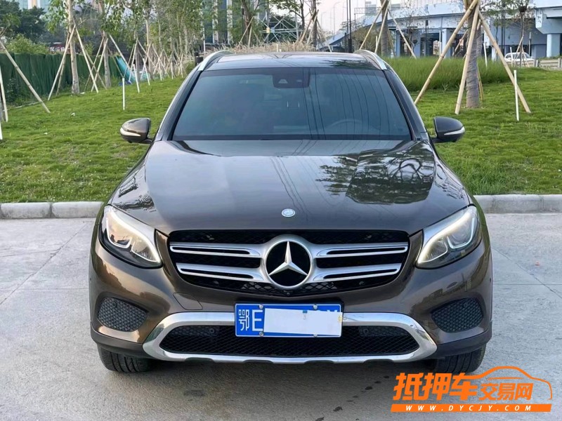 广州16年奔驰GLC1