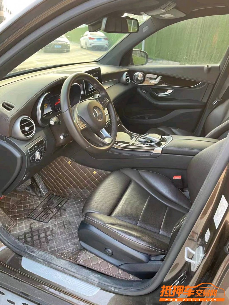 广州16年奔驰GLC7