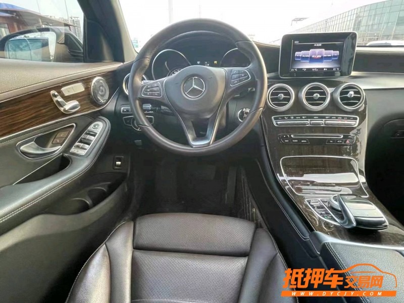广州16年奔驰GLC9