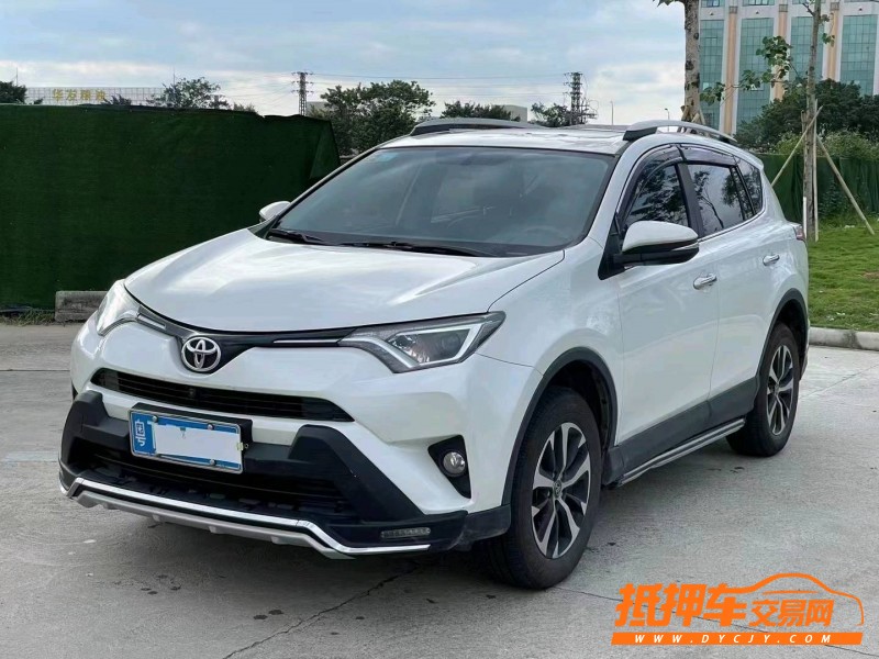 广州17年丰田RAV42