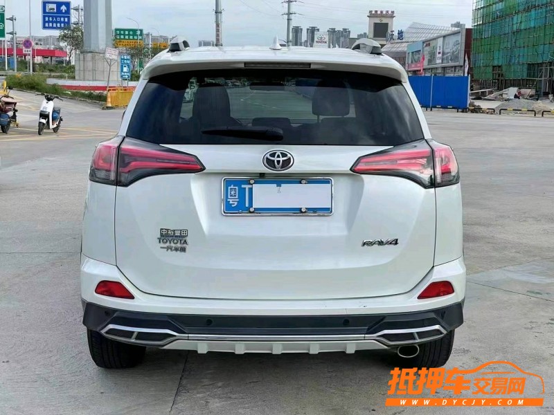 广州17年丰田RAV45