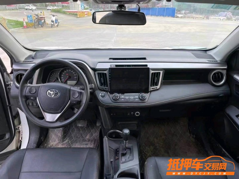 广州17年丰田RAV46