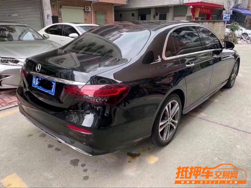 广州21年奔驰E8