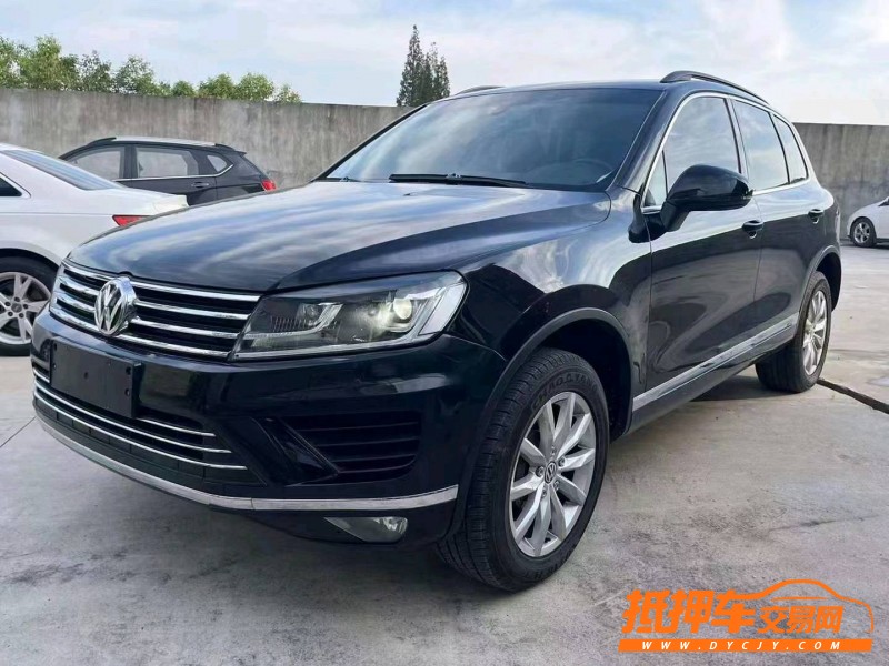 武汉17年大众途锐2