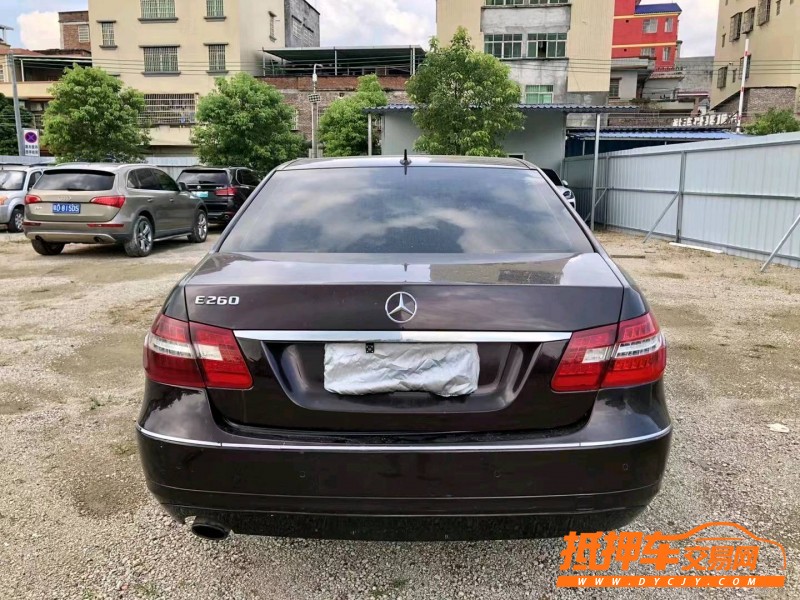 广州10年奔驰E5