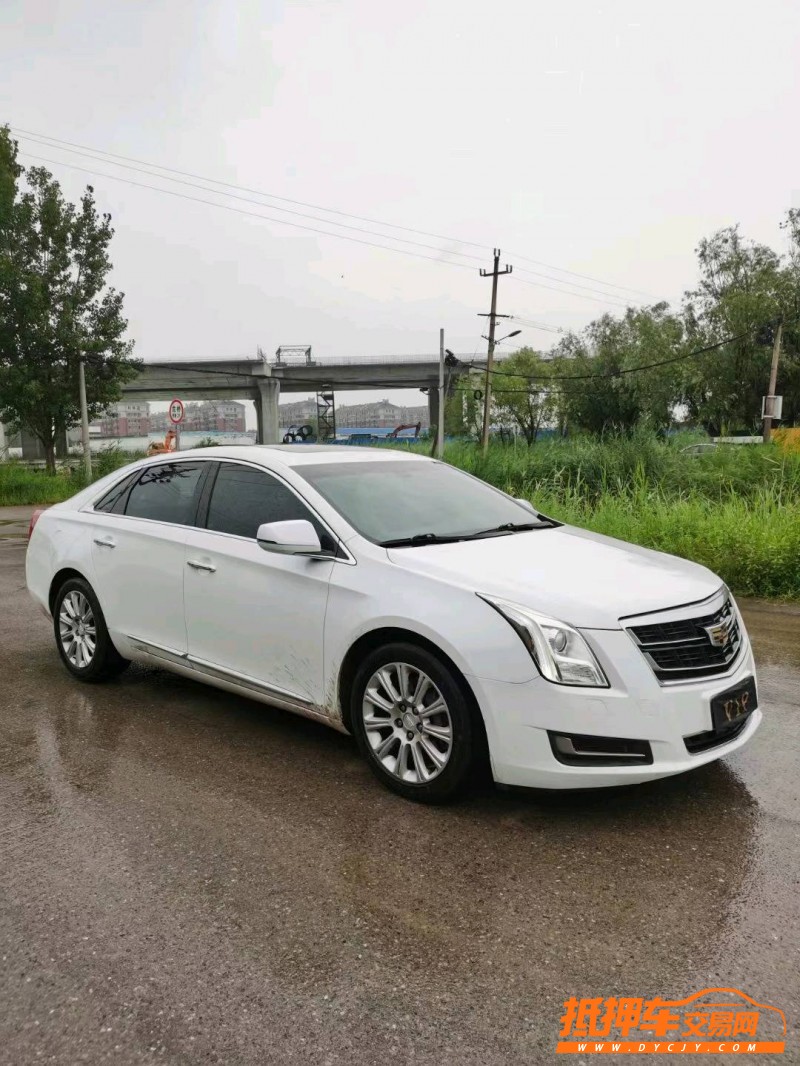济宁16年凯迪拉克XTS3