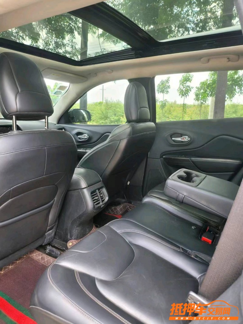 烟台16年Jeep自由光3