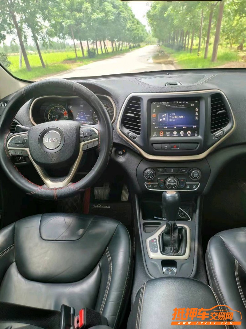 烟台16年Jeep自由光4