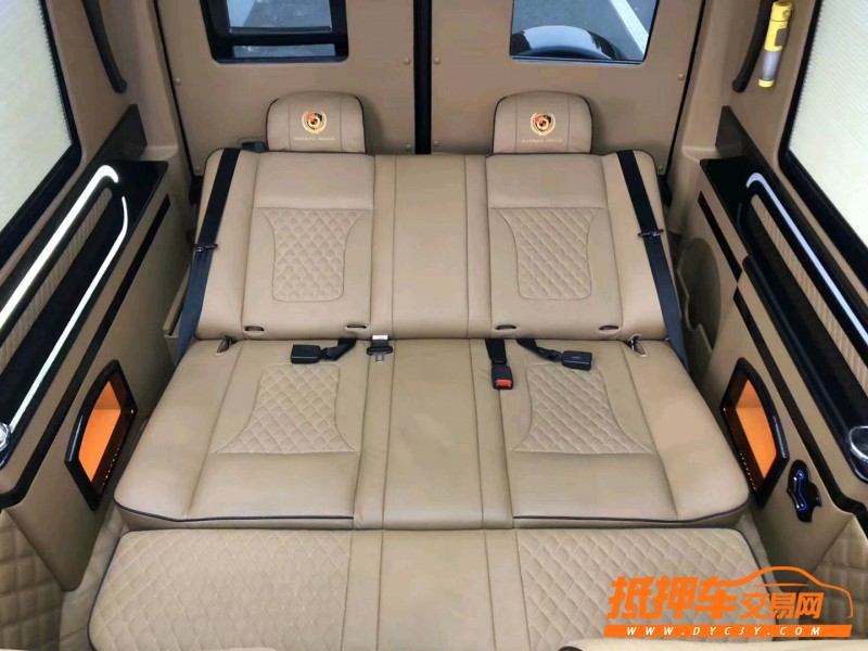 枣庄17年奔驰斯宾特4