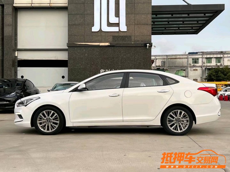 东莞19年现代名图4