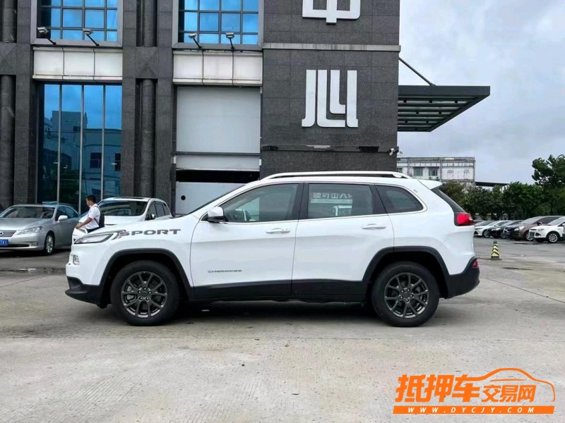 东莞21年Jeep自由光4