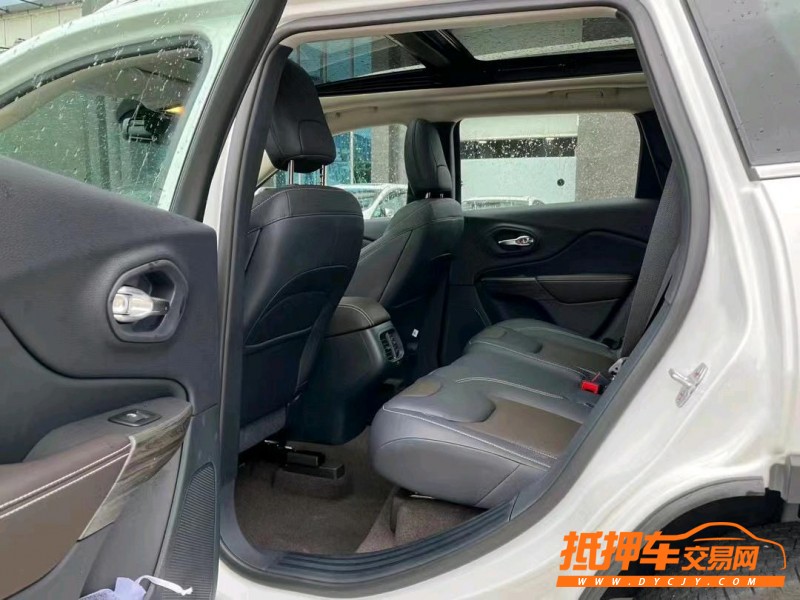东莞21年Jeep自由光6