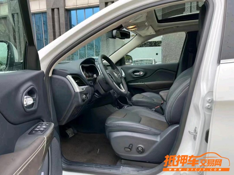 东莞21年Jeep自由光7