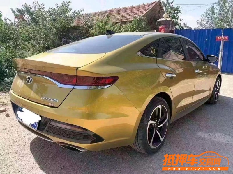 北京18年现代菲斯塔4