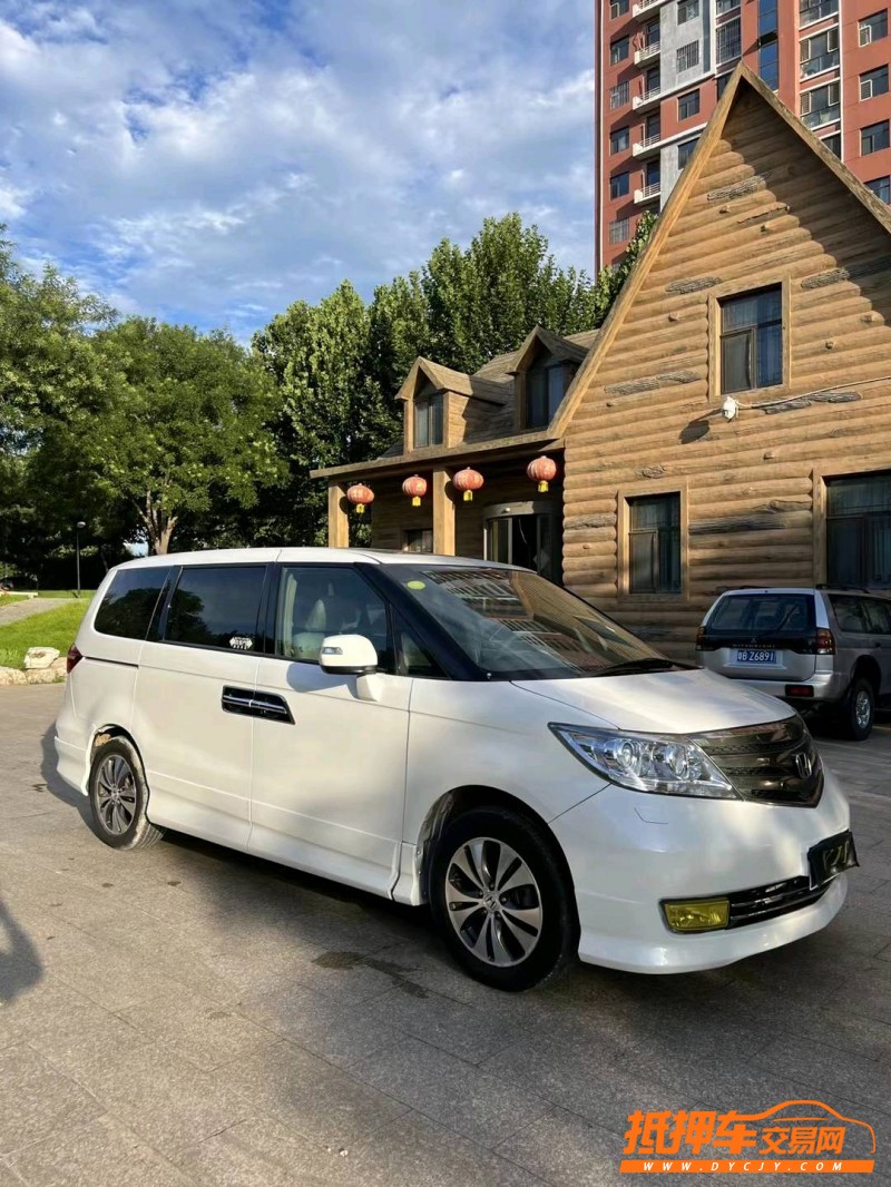 邢台12年本田艾力绅3