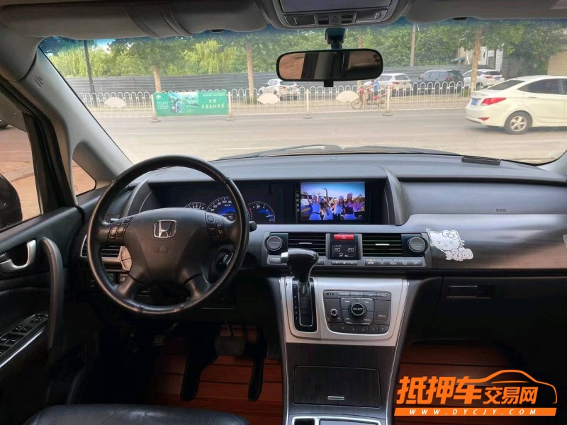 济宁13年本田艾力绅3