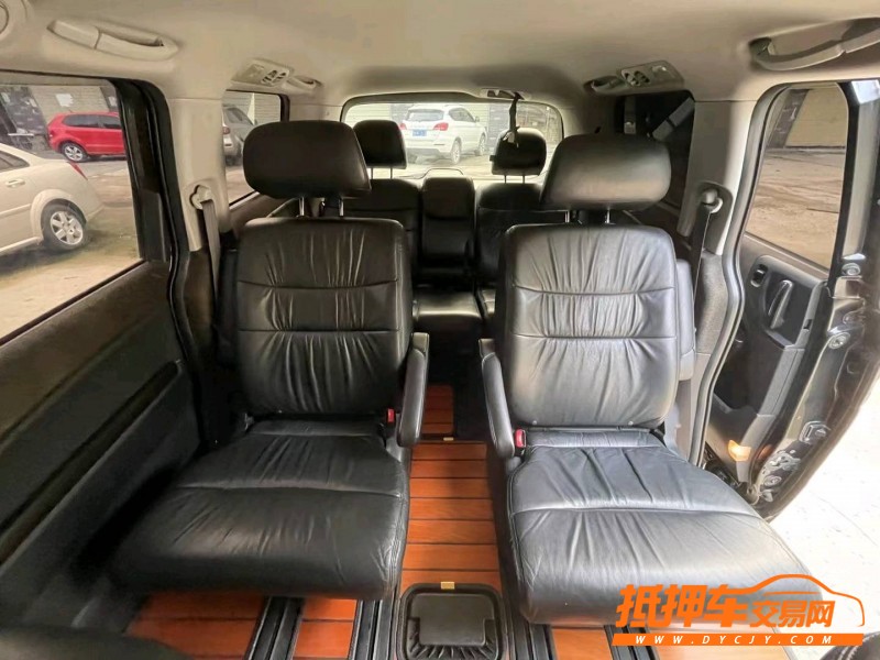 济宁13年本田艾力绅4