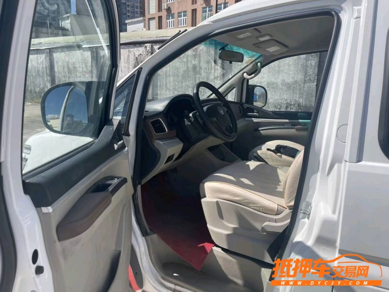 东莞21年东风菱智4