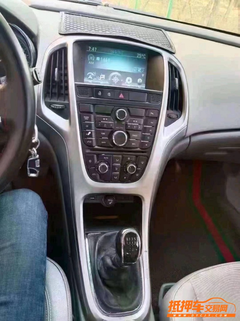 北京13年别克英朗5