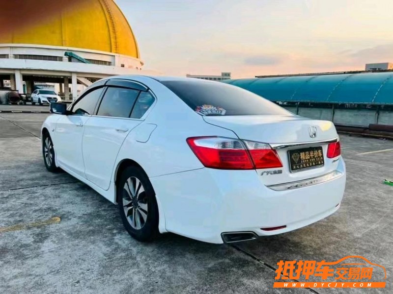 东莞15年本田雅阁7