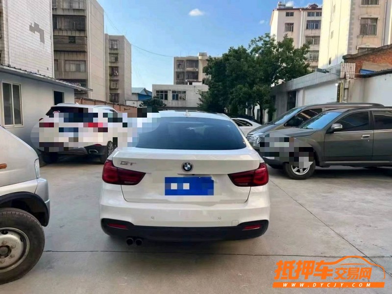 昆明20年寶馬3系8