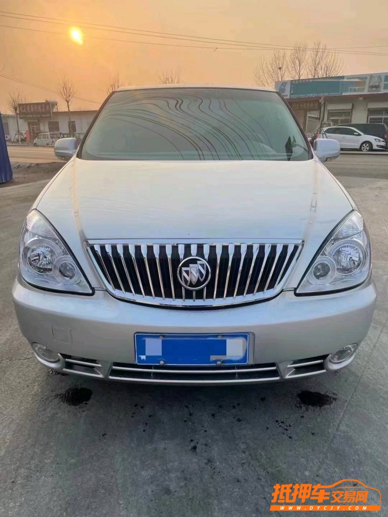 济宁13年别克GL81