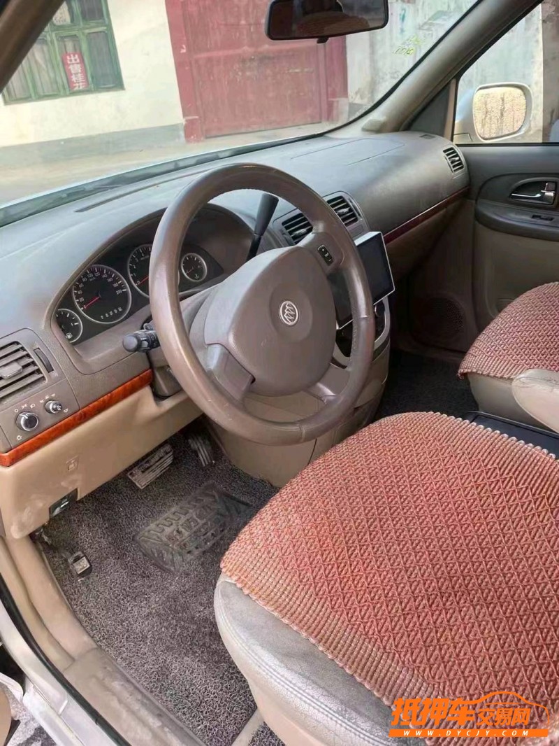 济宁13年别克GL83