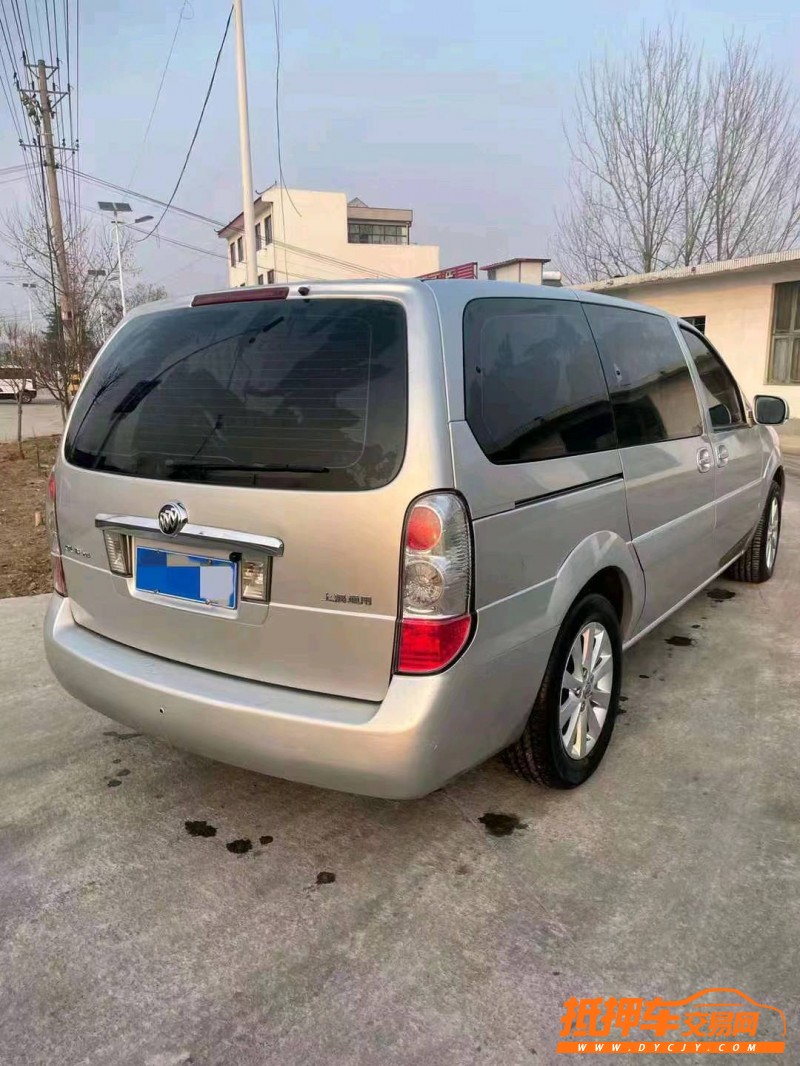 济宁13年别克GL88