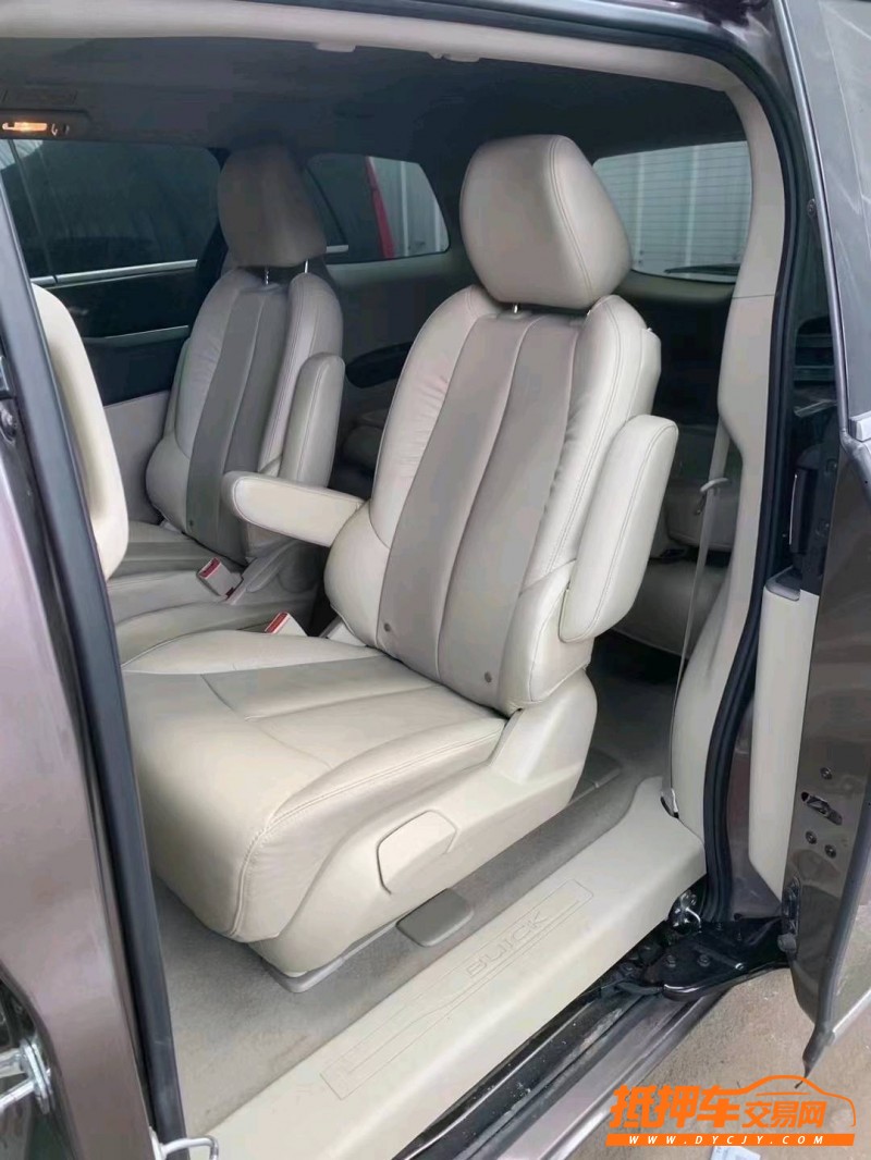 青岛18年别克GL85