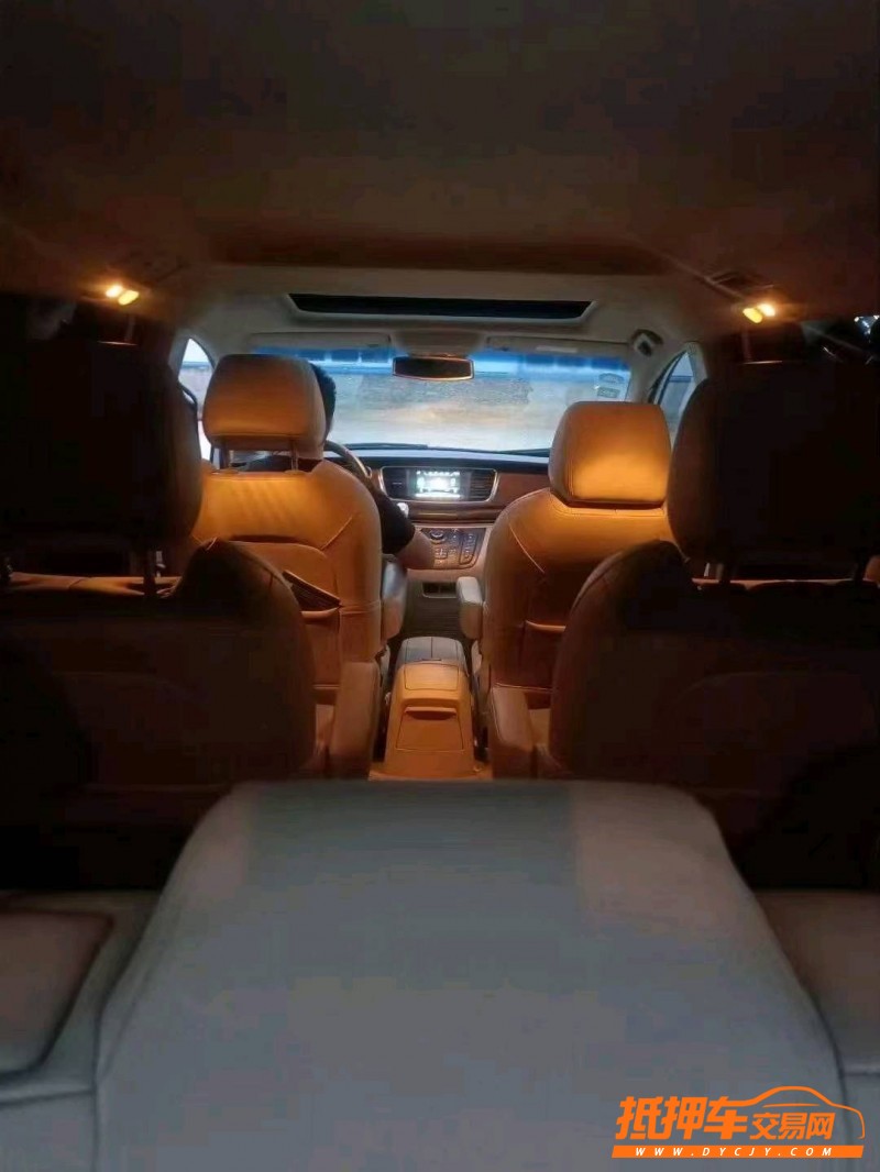 济宁19年别克GL85