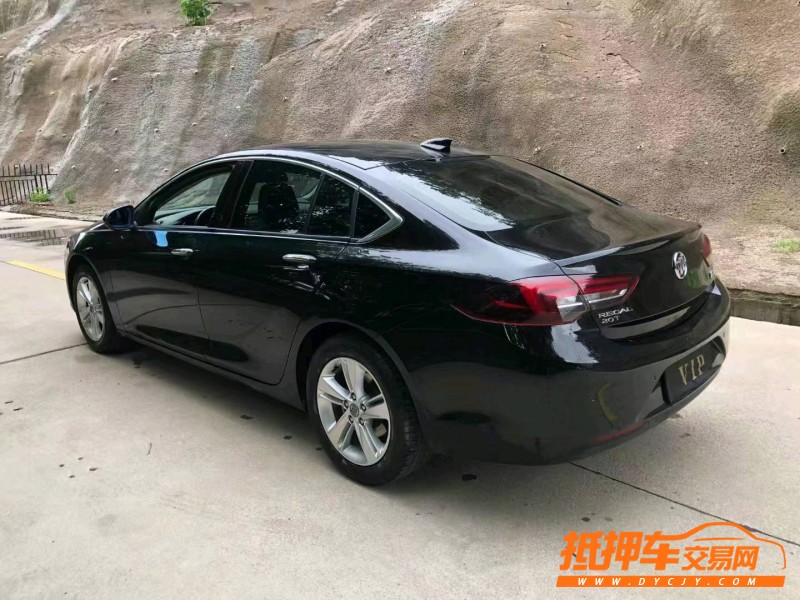 枣庄18年别克君越7