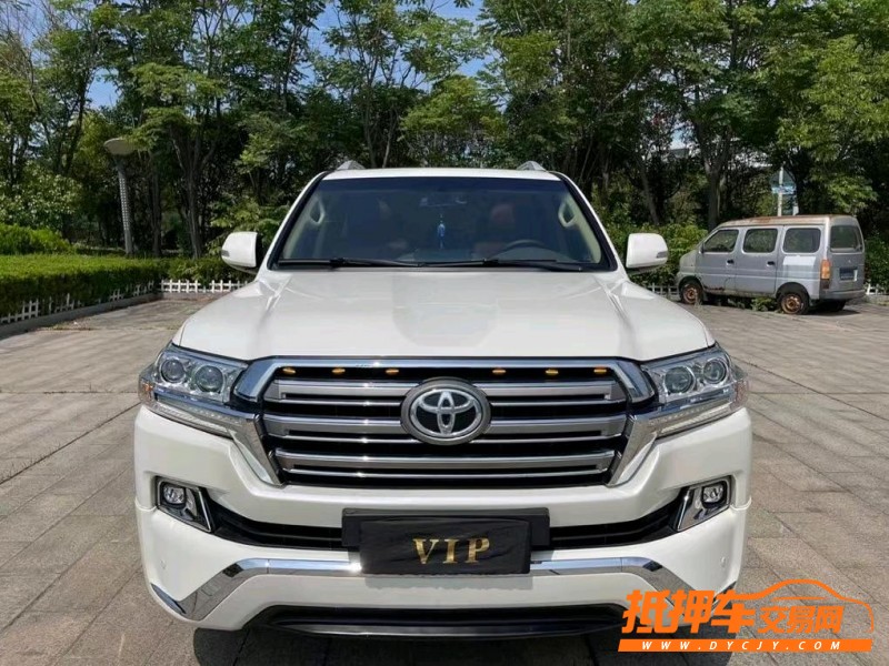 盐城17年丰田兰德酷路泽1