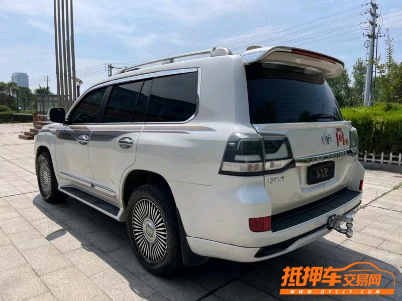 盐城17年丰田兰德酷路泽9