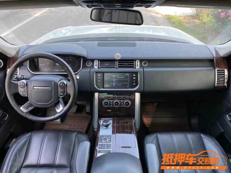 济宁14年路虎揽胜行政1