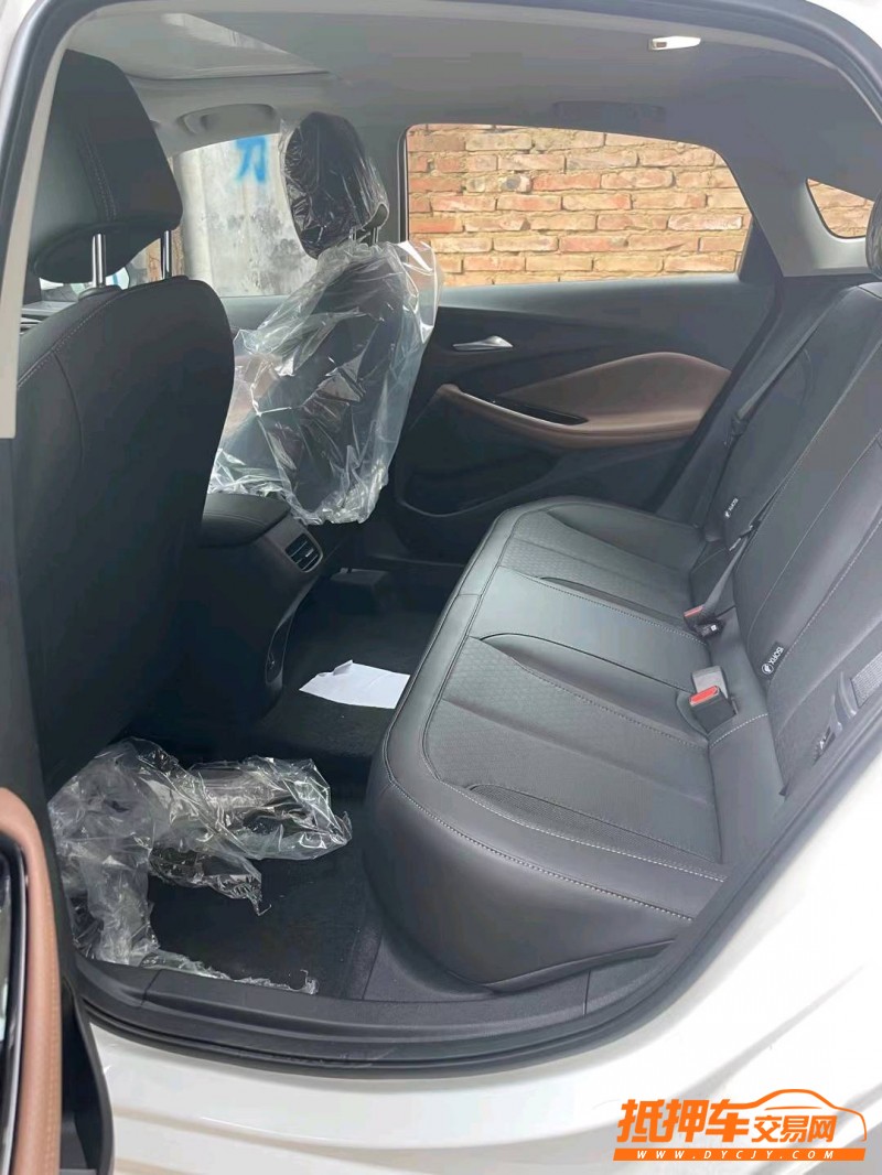 烟台22年别克威朗5