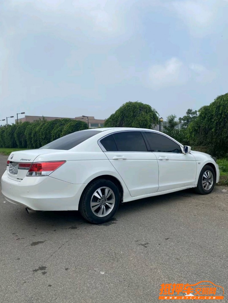 沈阳12年本田雅阁4