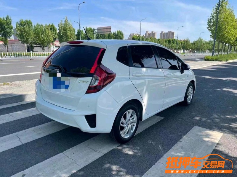 邢台17年本田飞度5