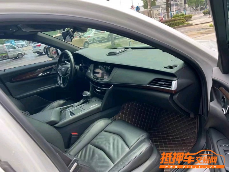 北京18年凯迪拉克CT65