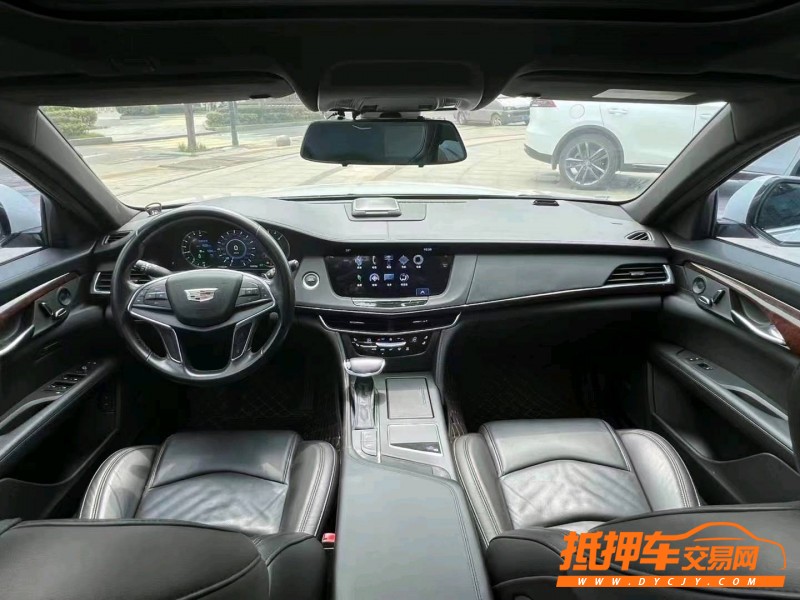 北京18年凯迪拉克CT64