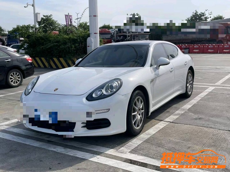 聊城14年保時捷帕拉梅拉4